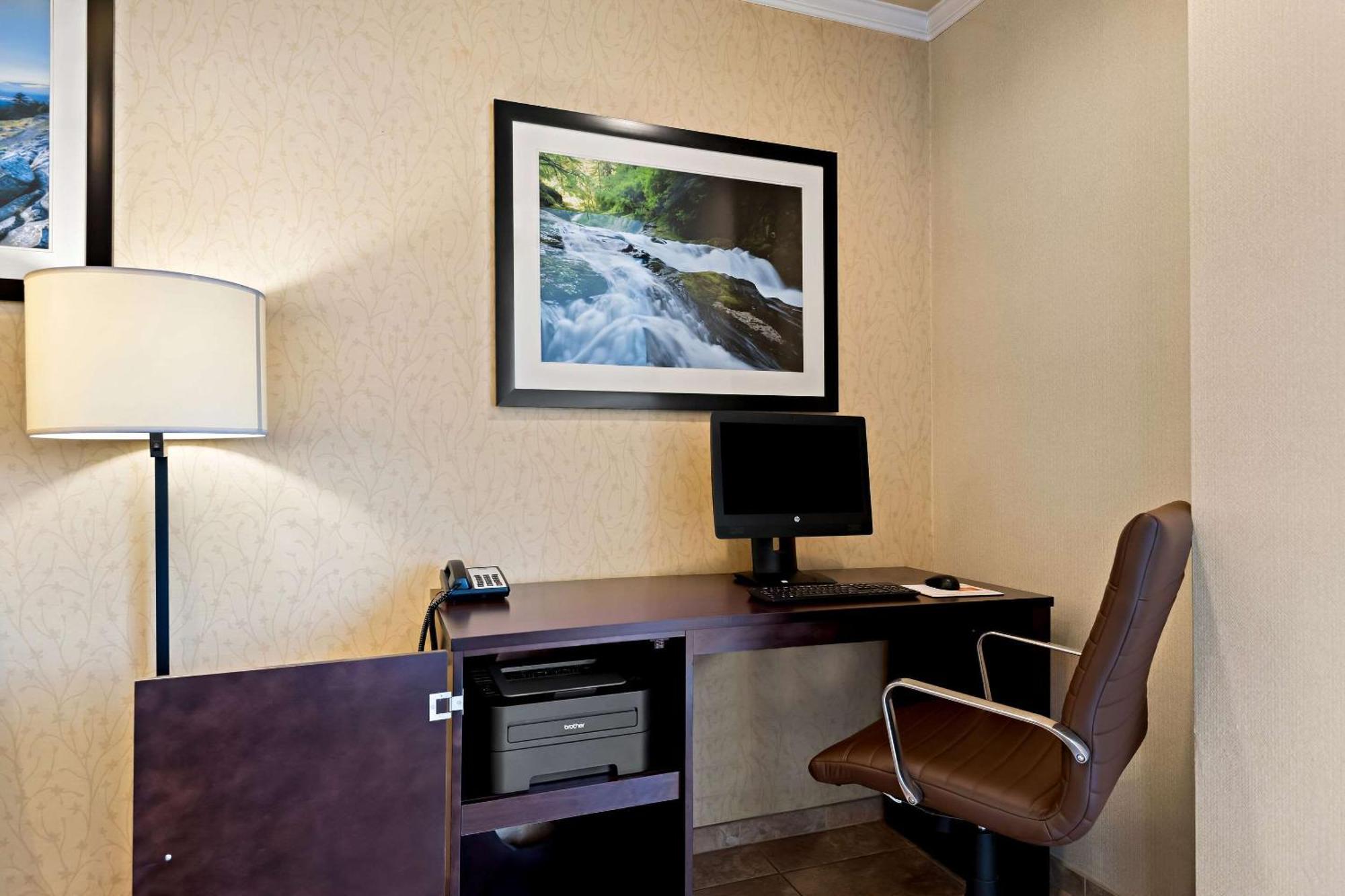 Comfort Inn & Suites Creswell Εξωτερικό φωτογραφία