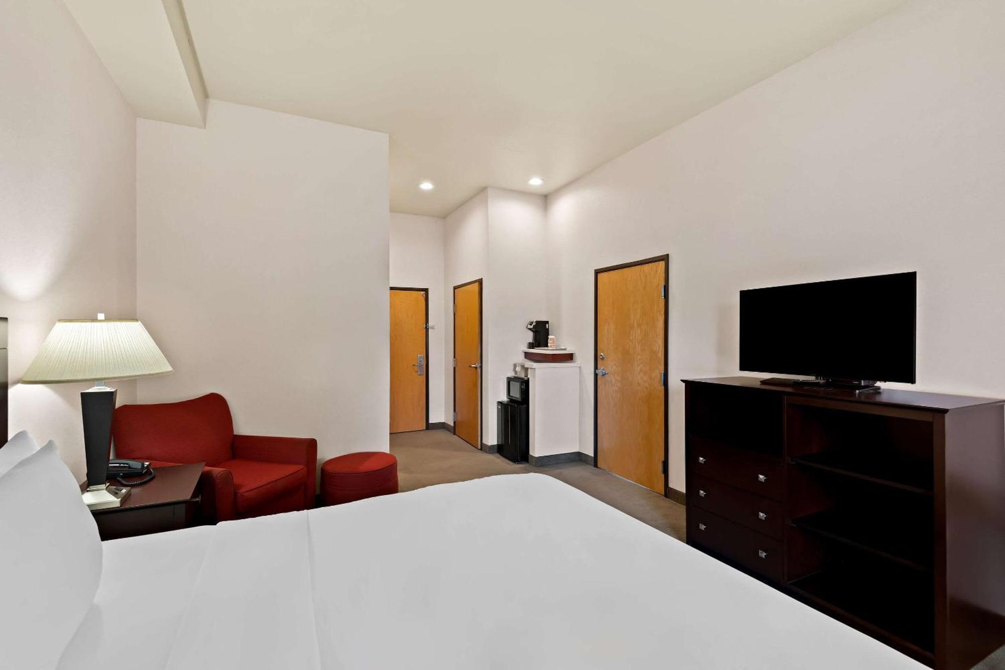 Comfort Inn & Suites Creswell Εξωτερικό φωτογραφία